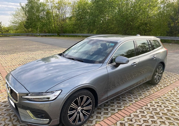 Volvo V60 cena 123000 przebieg: 80700, rok produkcji 2019 z Mikstat małe 46